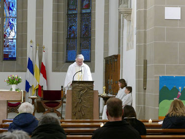 Lumen Christi - Auferstehungsmesse in St. Crescentius (Foto: Karl-Franz Thiede)